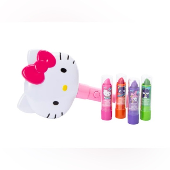 🆕 Hello Kitty And Friends  Set 4-Piece Lip Balm & Mirror🆕 - Picture 2 of 6